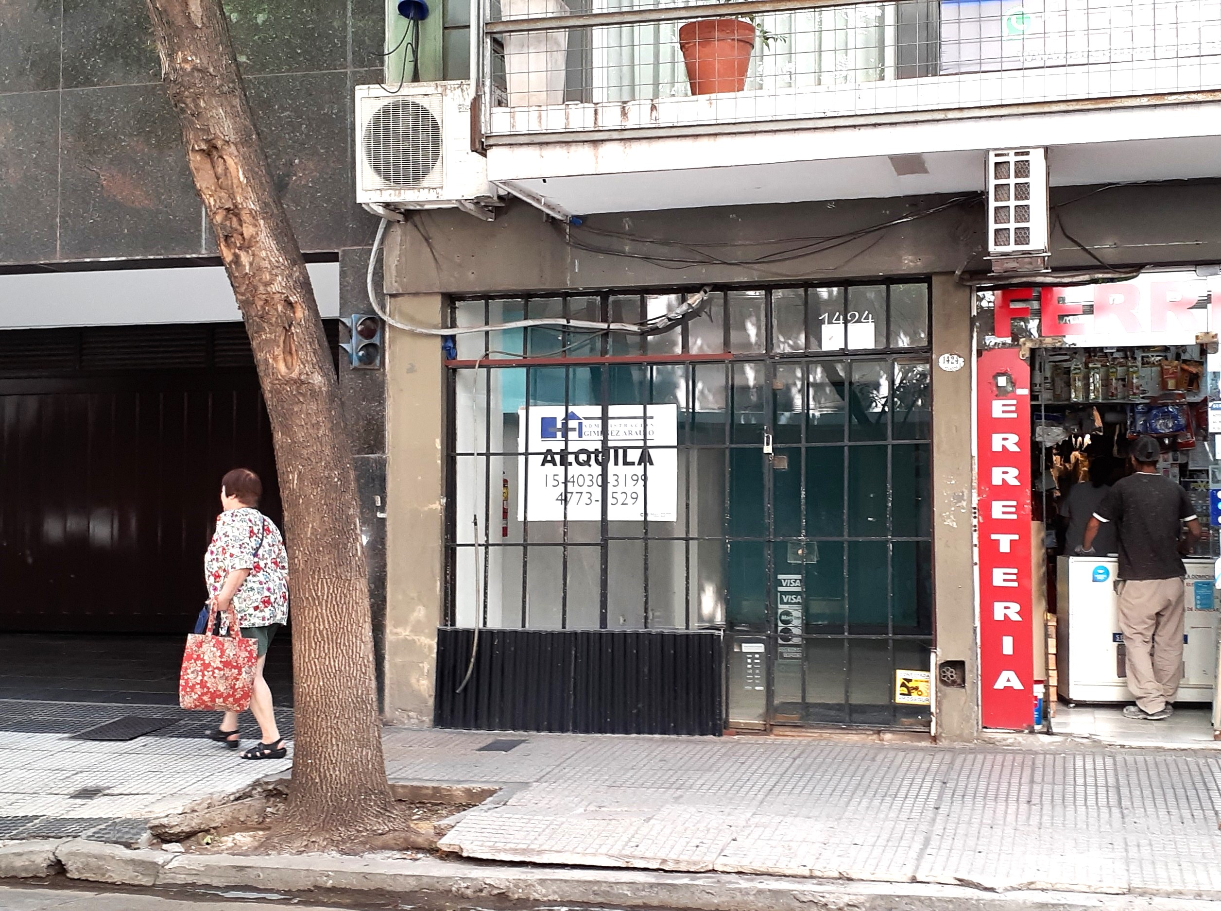 Local en alquiler sobre calle Ecuador a metros de la Av. Santa Fé  31 M2